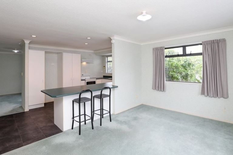 Photo of property in 16 Bouverie Crescent, Flagstaff, Hamilton, 3210