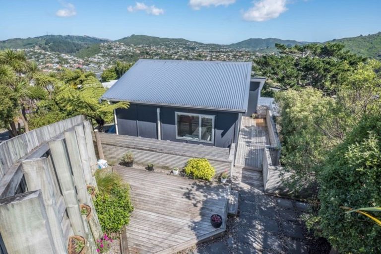 Photo of property in 52 Bedford Street, Northland, Wellington, 6012