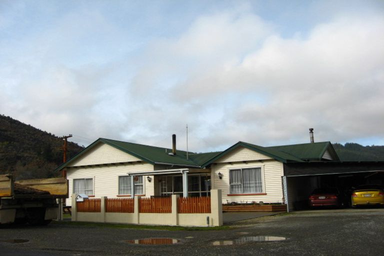 Photo of property in 13 Times Street, Reefton, 7830