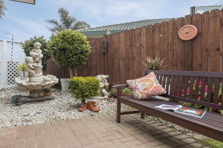 Photo of property in 30 Limerick Place, Dannemora, Auckland, 2016