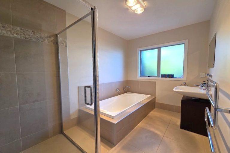 Photo of property in 143 The Fairway, Matarangi, Whitianga, 3592