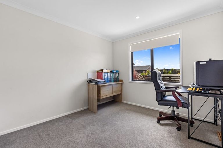 Photo of property in 7 Kuakua Close, Papamoa Beach, Papamoa, 3118