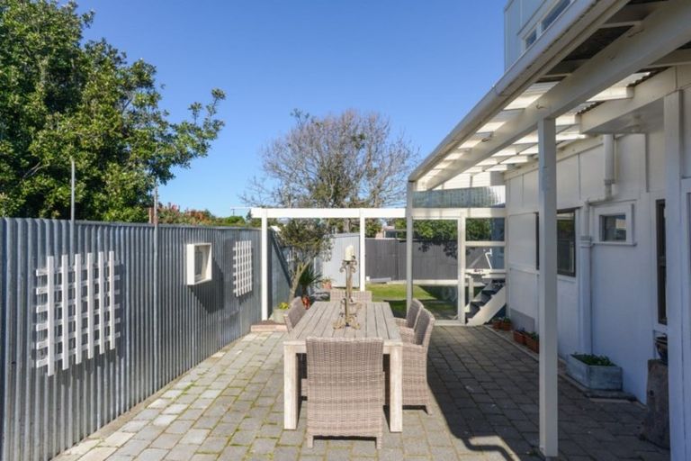 Photo of property in 8 Pukeko Place, Westshore, Napier, 4110