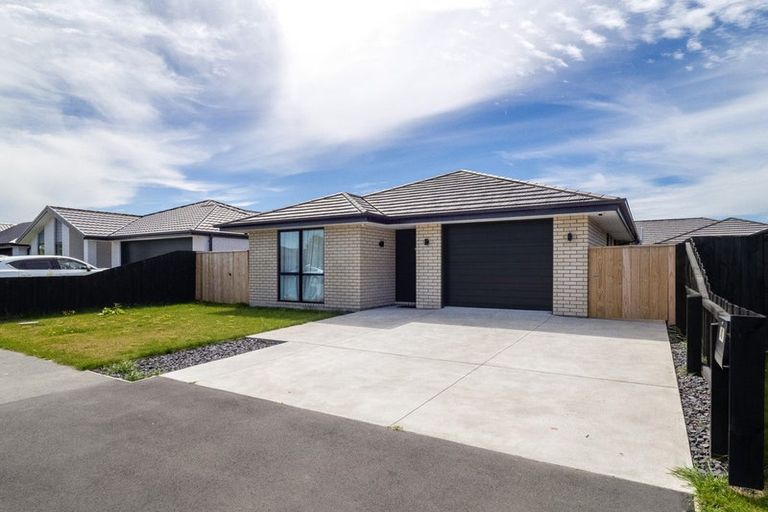 Photo of property in 43 Rannoch Drive, Yaldhurst, Christchurch, 8042