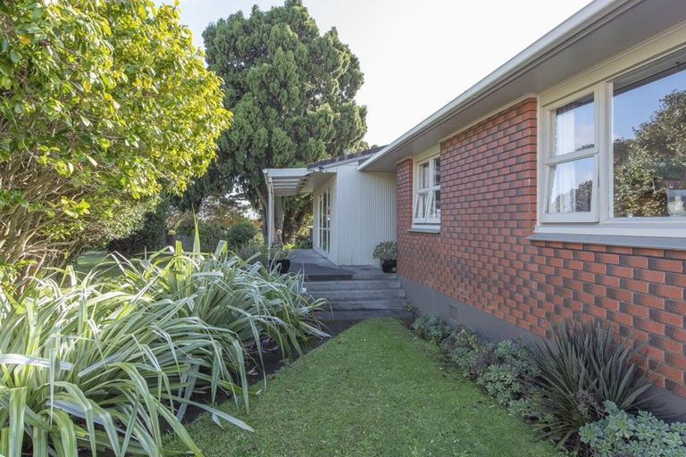 Photo of property in 49a Doralto Road, Frankleigh Park, New Plymouth, 4310