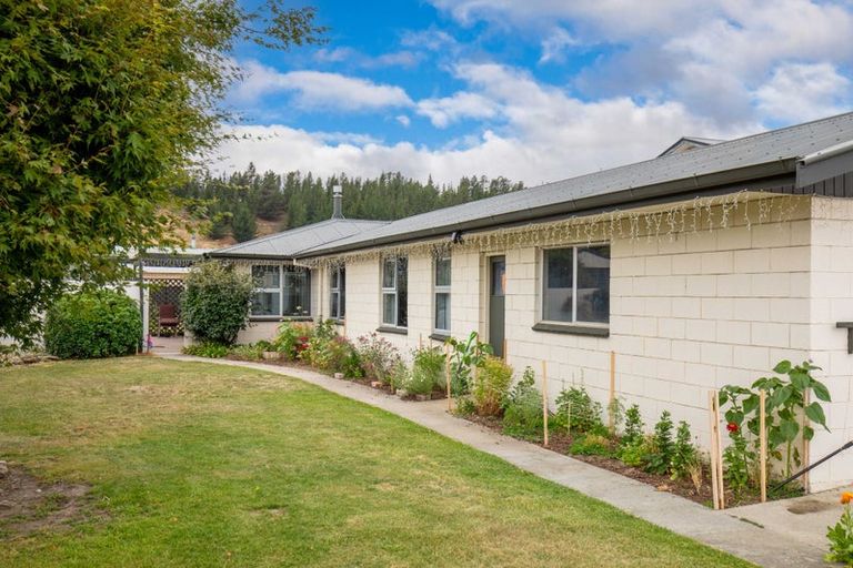 Photo of property in 67 Dunstan Road, Alexandra, 9320