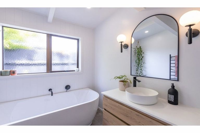 Photo of property in 15 Martyn Street, Rangiora, 7400