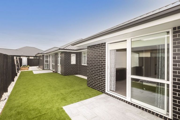 Photo of property in 6 Larissa Road, Halswell, Christchurch, 8025