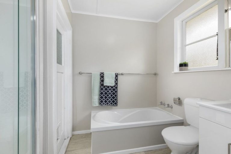 Photo of property in 308 George Street, Stokes Valley, Lower Hutt, 5019