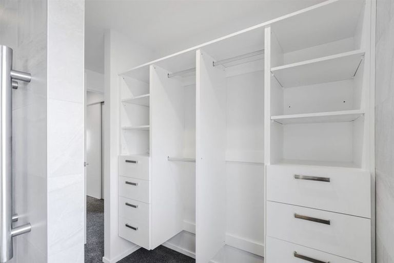 Photo of property in 1a Mcfaddens Road, St Albans, Christchurch, 8052