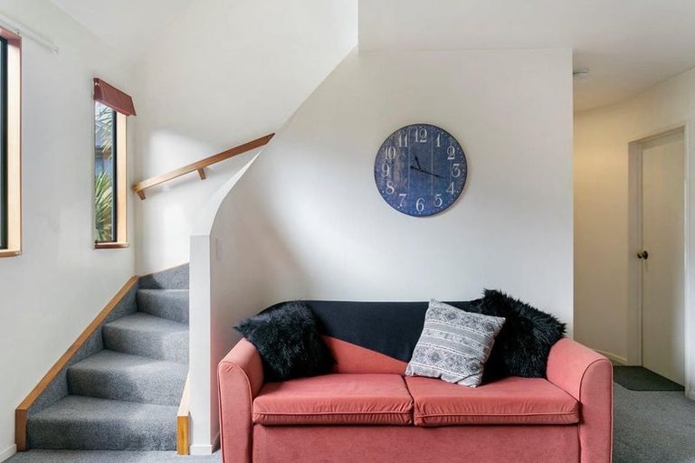 Photo of property in 2/124 Te Heuheu Street, Taupo, 3330