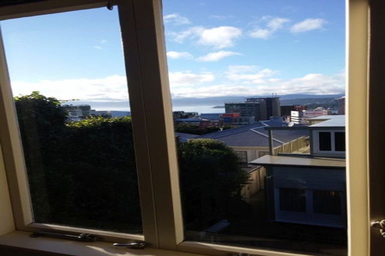 Photo of property in 28 Talavera Terrace, Kelburn, Wellington, 6012