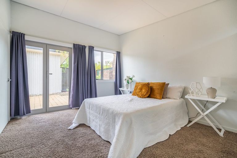 Photo of property in 1 Sunnyvale Lane, Green Island, Dunedin, 9018