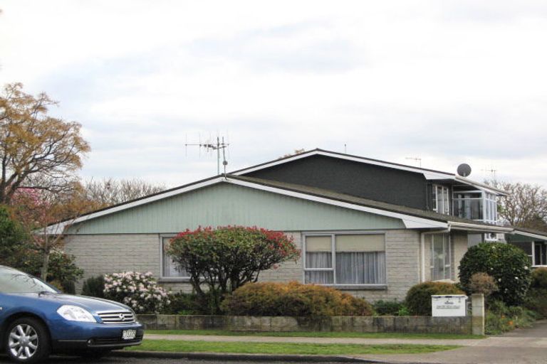 Photo of property in 3/20 Te Aute Road, Havelock North, 4130