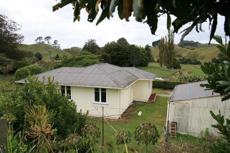 Photo of property in 277 Gordon Road, Toko, Stratford, 4392