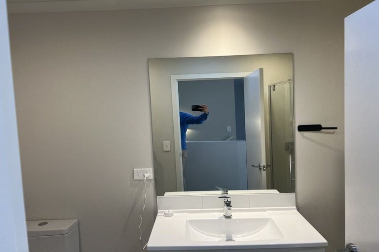 Photo of property in 4 Eyton Kay Road, Hobsonville, Auckland, 0616