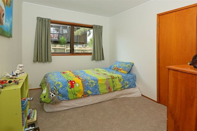 Photo of property in 20 Palomino Drive, Henderson, Auckland, 0612