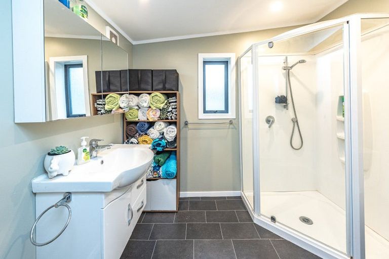 Photo of property in 74 Portal Street, Durie Hill, Whanganui, 4500