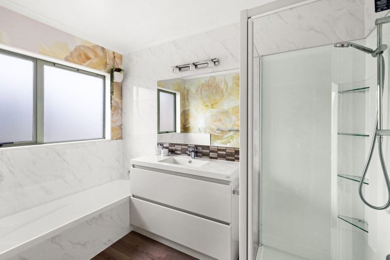 Photo of property in 13 Arcadia Lane, Havelock North, 4130