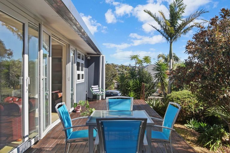 Photo of property in 15a Sea View Terrace, Cockle Bay, Auckland, 2014