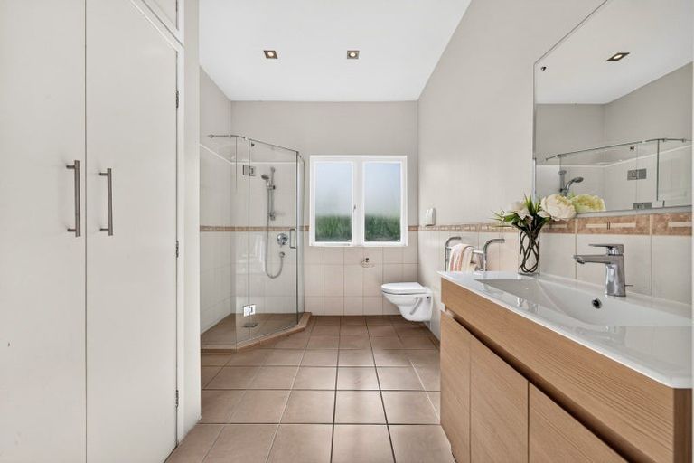 Photo of property in 207 Hurstmere Road, Takapuna, Auckland, 0622