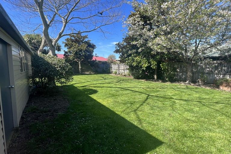 Photo of property in 100 Mooray Avenue, Bishopdale, Christchurch, 8053