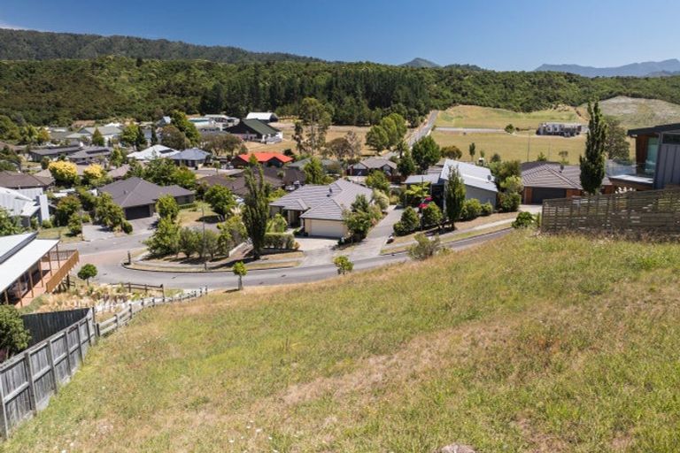 Photo of property in 4 Bell Bird Rise, Picton, 7220