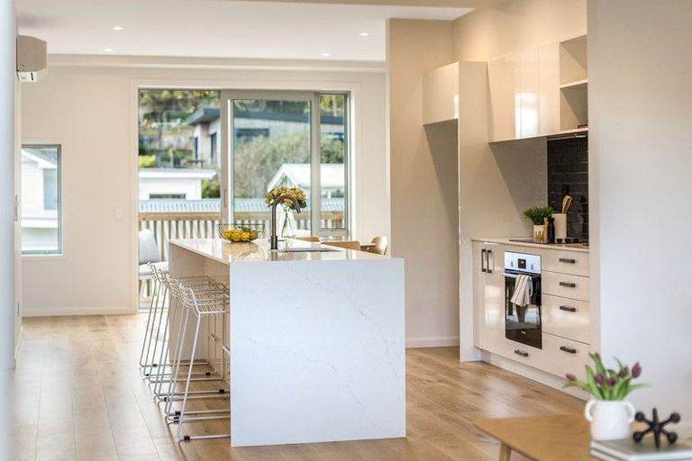 Photo of property in 25c Liffey Street, Island Bay, Wellington, 6023