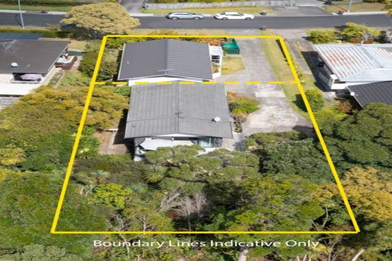 Photo of property in 2/47 Drake Street, Howick, Auckland, 2014