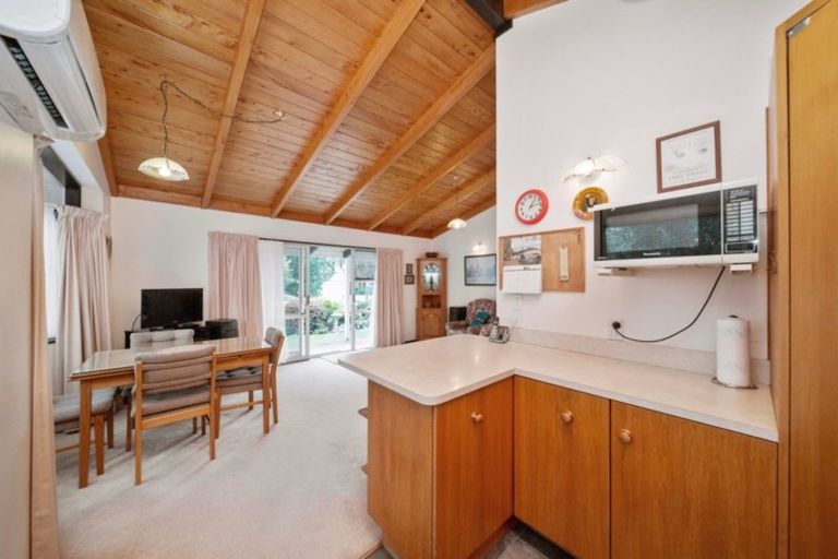 Photo of property in 1/13 Wesley Avenue, Frankleigh Park, New Plymouth, 4310