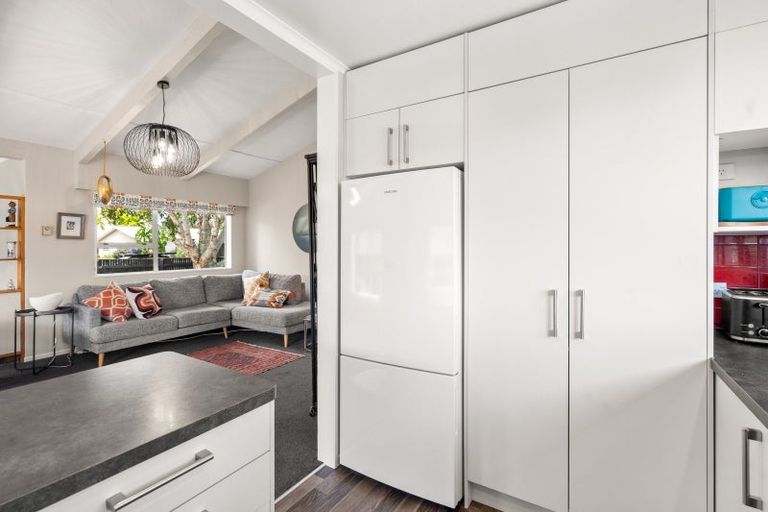 Photo of property in 10 Reading Street, Greytown, 5712