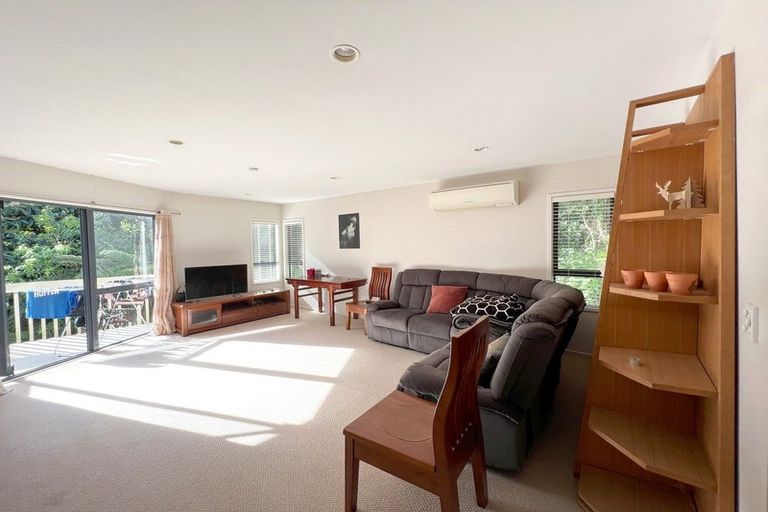Photo of property in 10a Zion Road, Birkenhead, Auckland, 0626