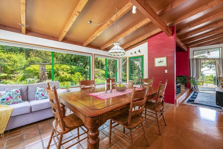 Photo of property in 149 Cornwallis Road, Cornwallis, Auckland, 0604