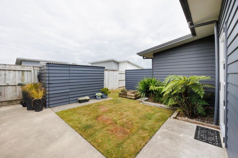 Photo of property in 46 Rosalie Terrace, Kelvin Grove, Palmerston North, 4414