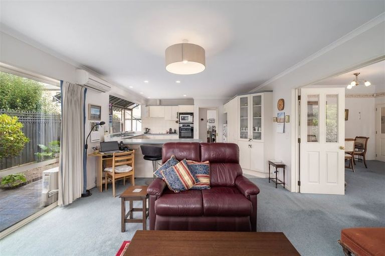 Photo of property in 2/8 Ilam Road, Upper Riccarton, Christchurch, 8041