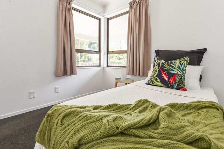 Photo of property in 9 Toop Street, Havelock North, 4130