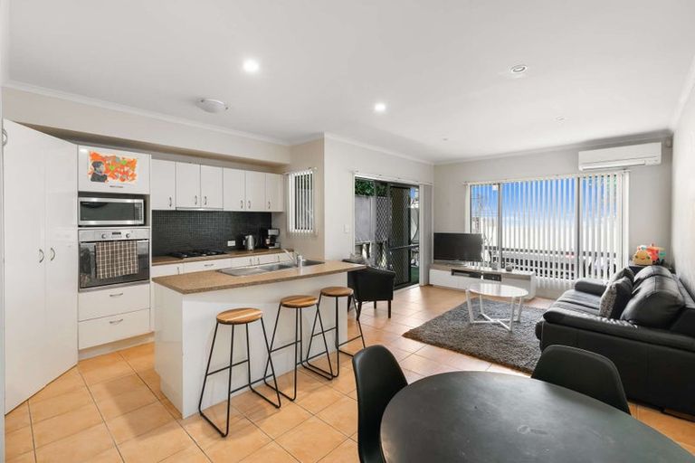 Photo of property in 10 Trimaran Drive, Gulf Harbour, Whangaparaoa, 0930