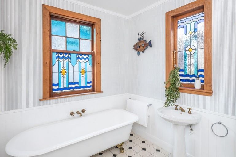 Photo of property in 9 Manly Street, Paraparaumu Beach, Paraparaumu, 5032