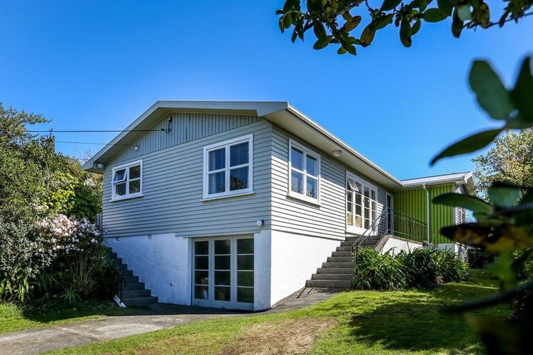 Photo of property in 20 Doralto Road, Frankleigh Park, New Plymouth, 4310