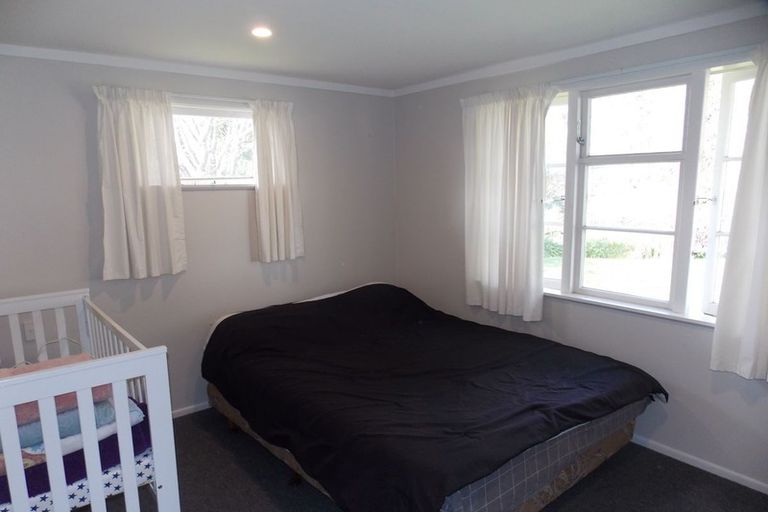 Photo of property in 4 Taumaihi Street, Bulls, 4818