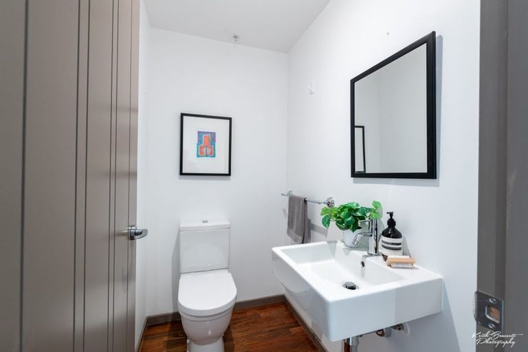 Photo of property in Alto Apartments, 3b/22 Telford Terrace, Oriental Bay, Wellington, 6011