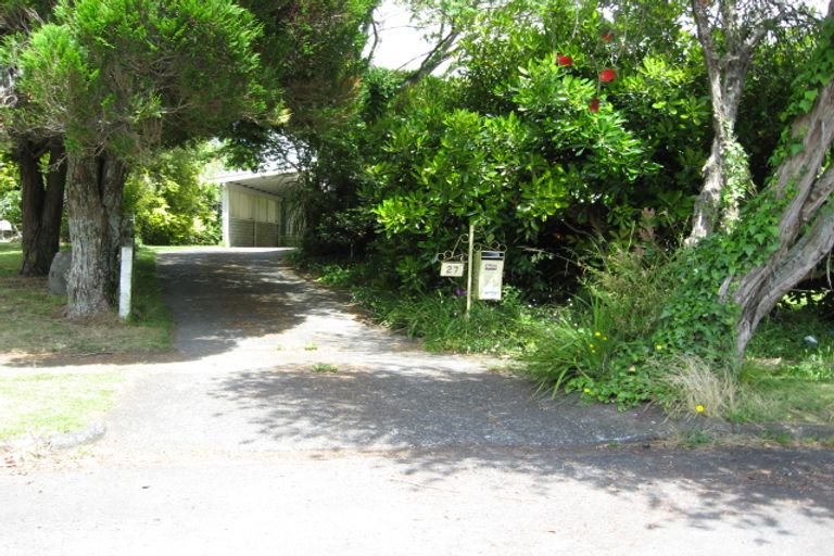 Photo of property in 27 Garden Terrace, Pukekohe, 2120
