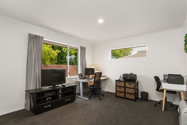 Photo of property in 5 Purakanui Place, Northwood, Christchurch, 8051