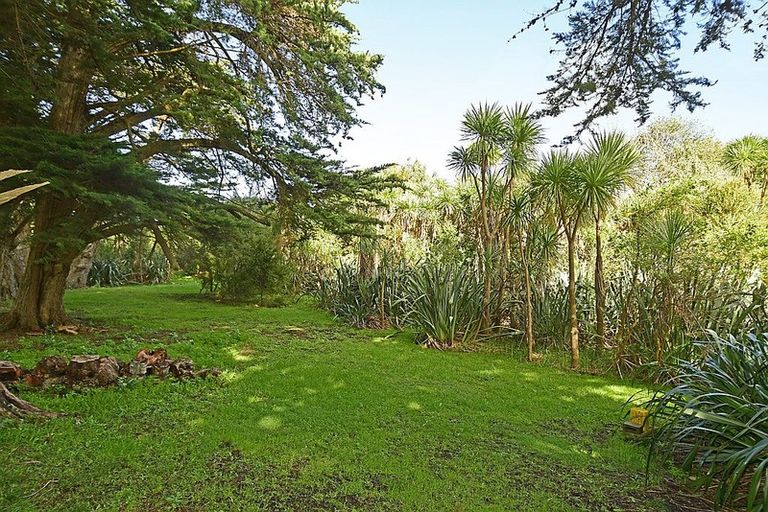 Photo of property in 210a Pukenui Road, Kaiwaka, 0573