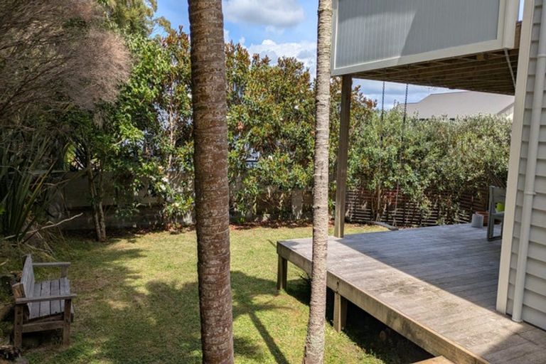 Photo of property in 54e Birkdale Road, Birkdale, Auckland, 0626