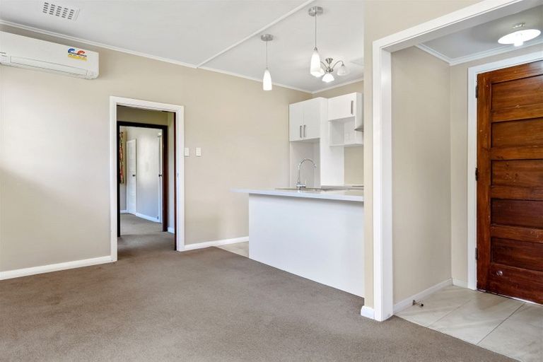 Photo of property in 22 Piko Crescent, Riccarton, Christchurch, 8041