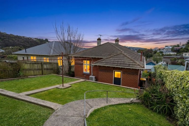 Photo of property in 22 Burnett Street, Calton Hill, Dunedin, 9012