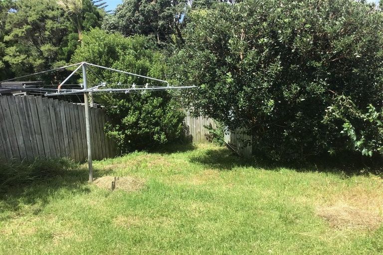 Photo of property in 40a Peach Road, Glenfield, Auckland, 0629