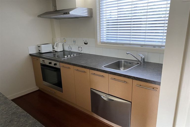 Photo of property in 2/104 Rossall Street, Merivale, Christchurch, 8014