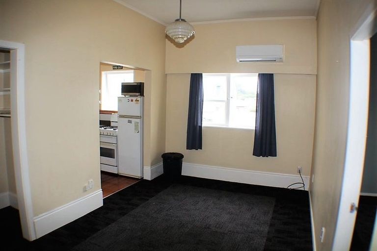 Photo of property in 40 Pirie Street, Mount Victoria, Wellington, 6011